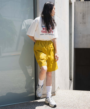 マスタード モデル：161cm M着用