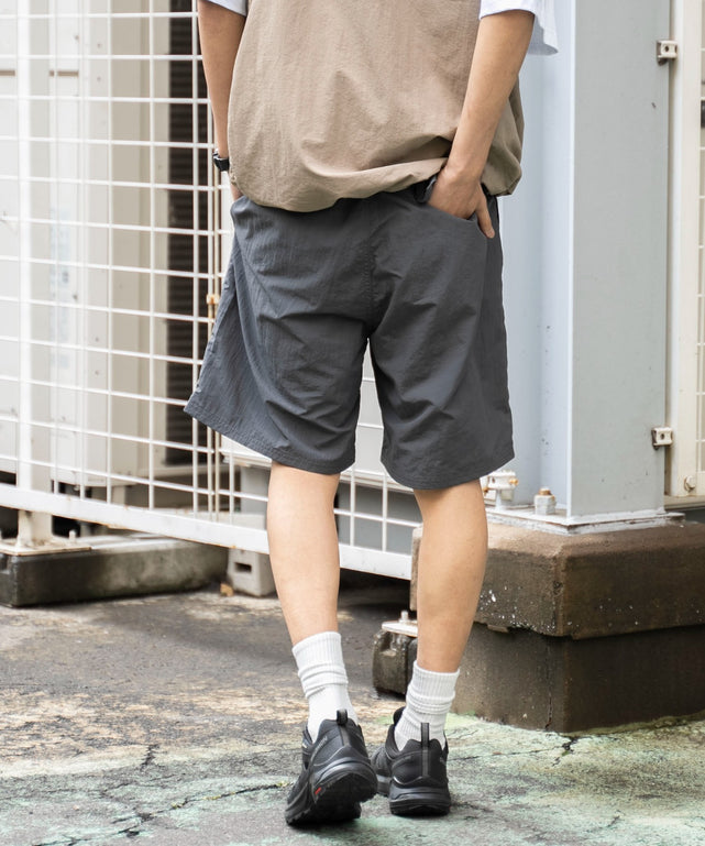 Dグレー モデル：180cm L着用