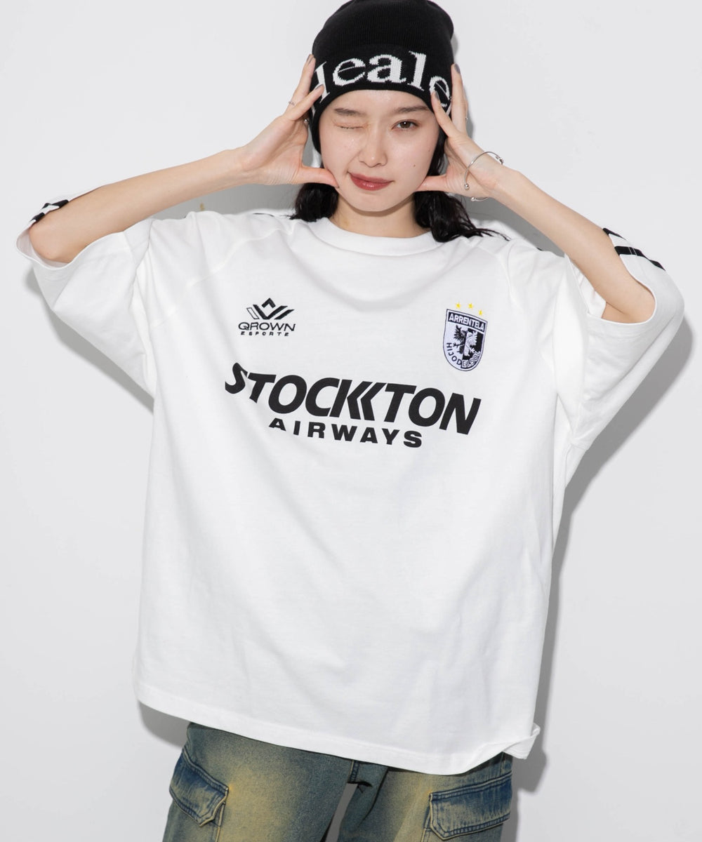 ホワイト モデル：161cm L着用