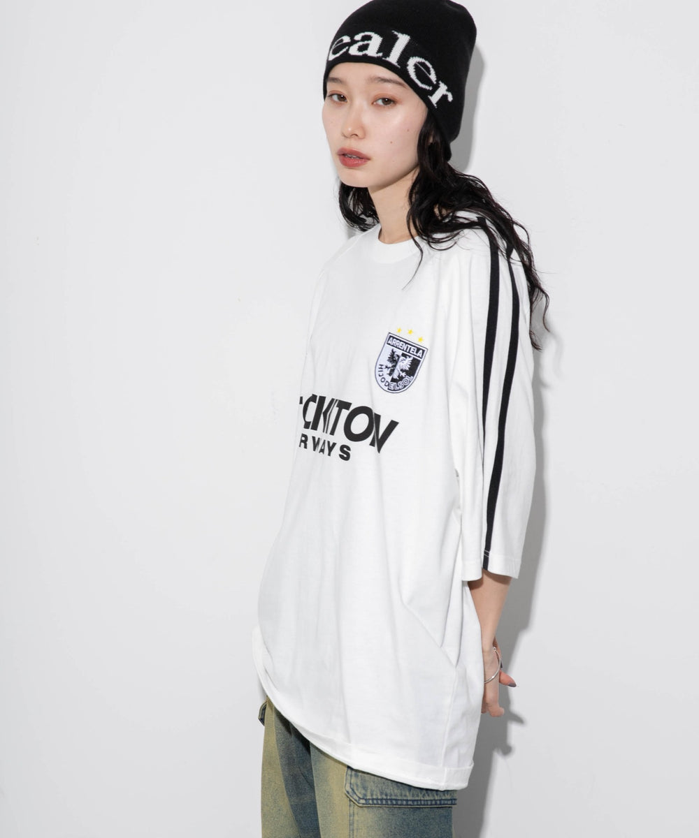 ホワイト モデル：161cm L着用