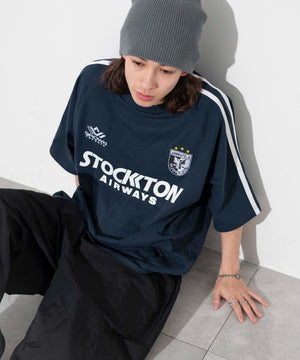 ネイビー モデル：174cm L着用