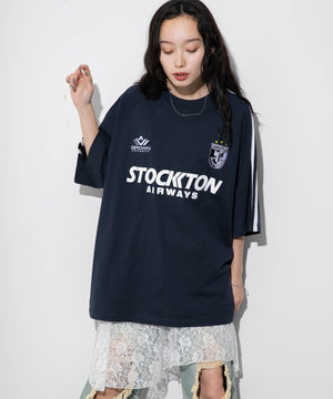 ネイビー モデル：161cm L着用