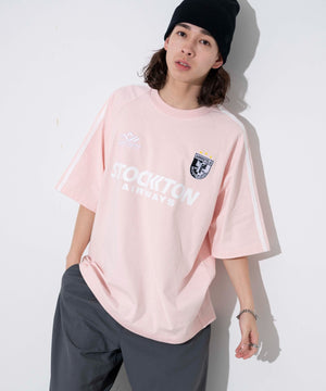 ピンク モデル：174cm L着用