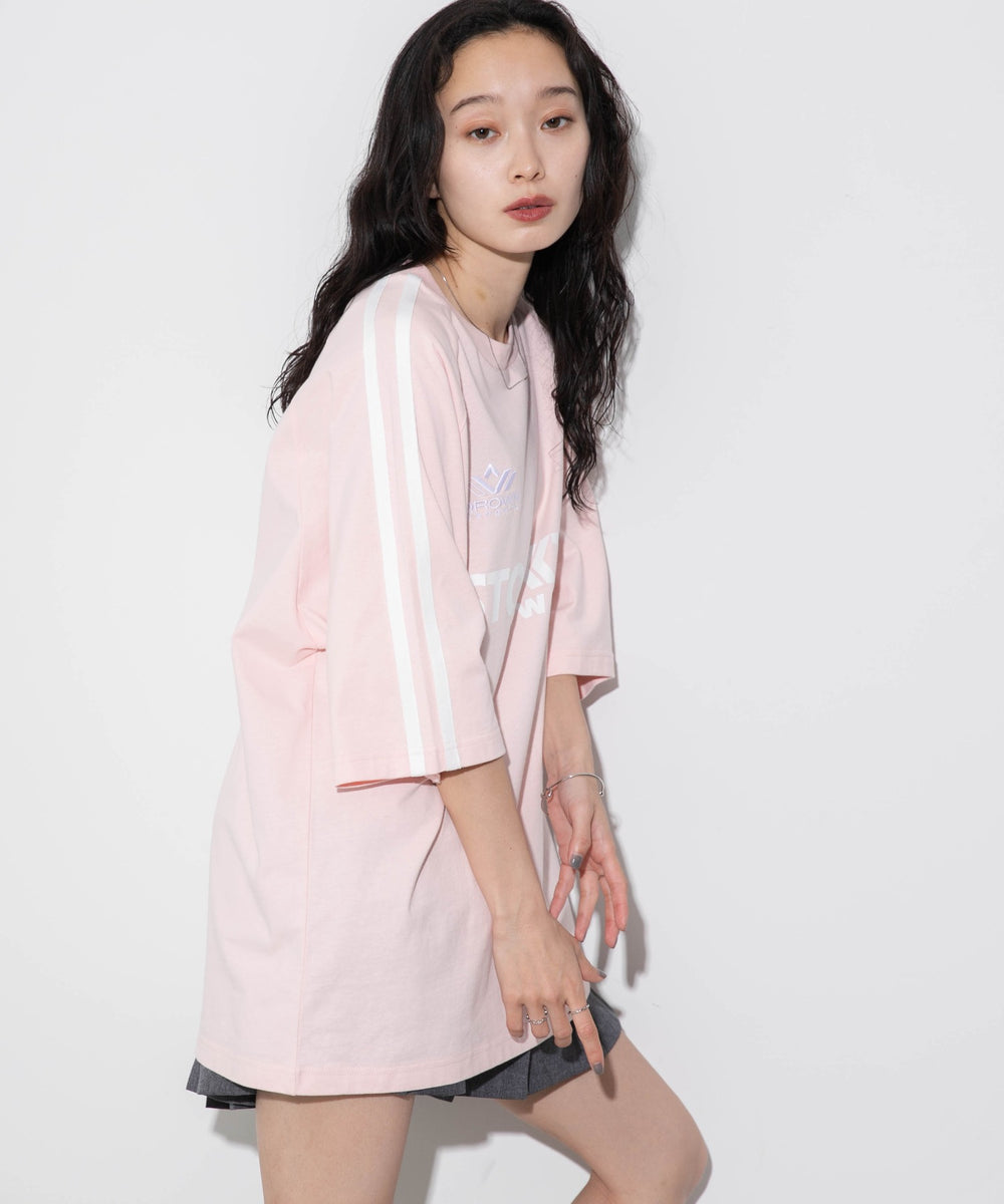 ピンク モデル：161cm L着用