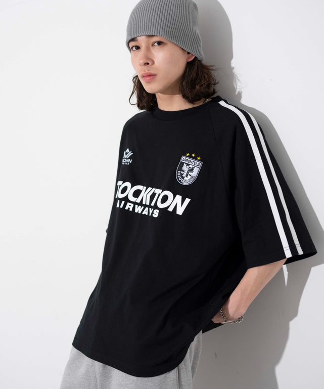 ブラック モデル：174cm L着用