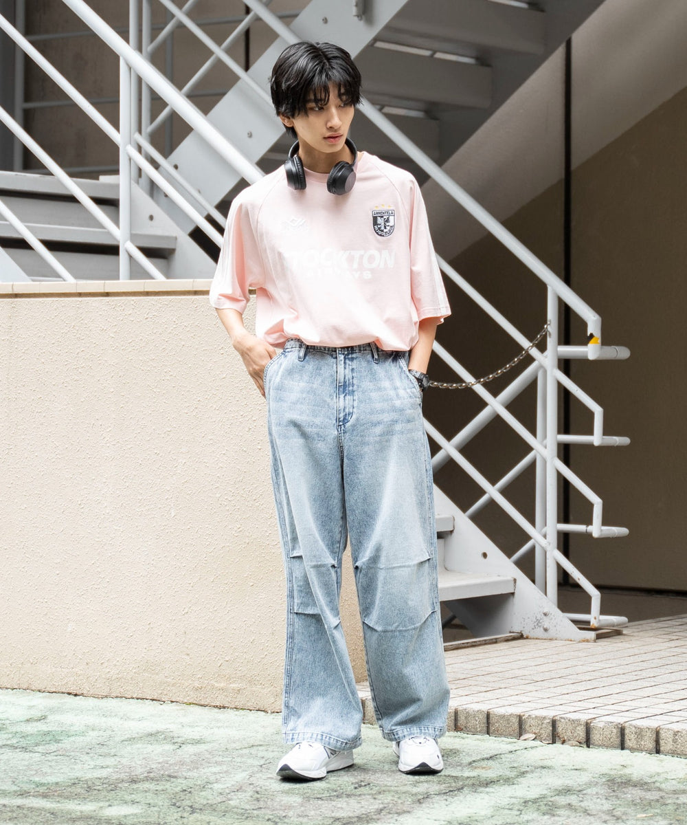 デニム中濃加工色 モデル：180cm L着用