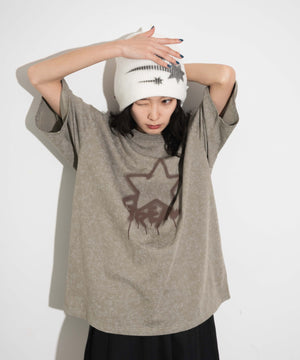 ベージュ　モデル:161cm L着用