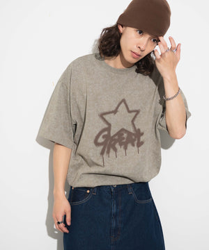 ベージュ　モデル:174cm L着用