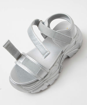 厚底ダッドスポーツサンダル