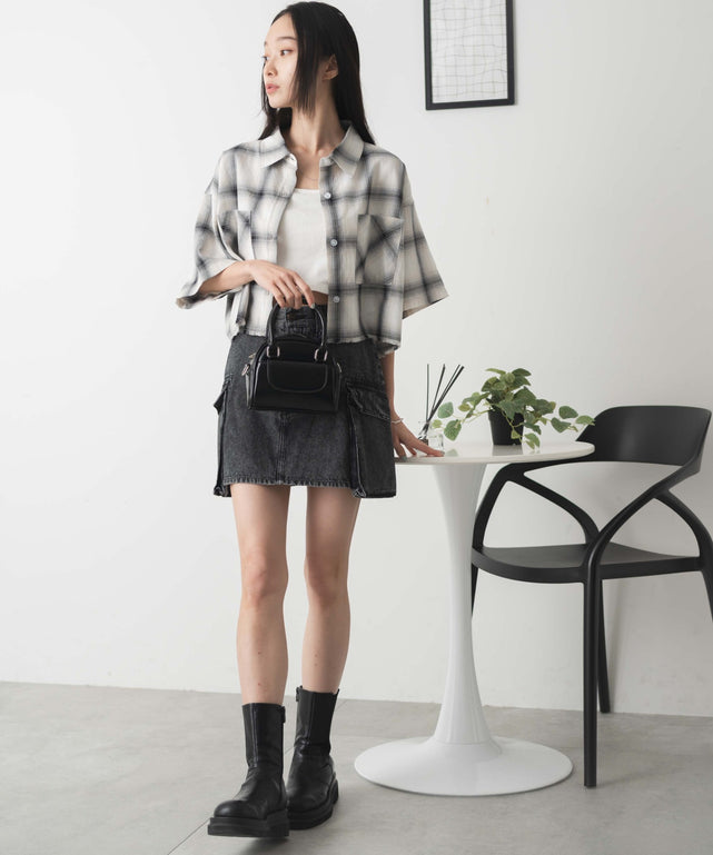 ホワイト系チェック1 モデル:161cm F着用