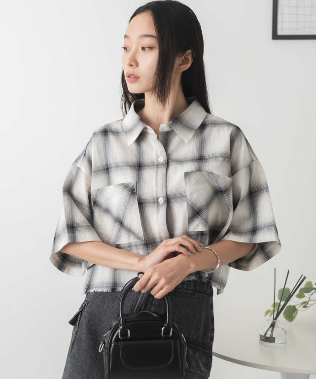 ホワイト系チェック1 モデル:161cm F着用