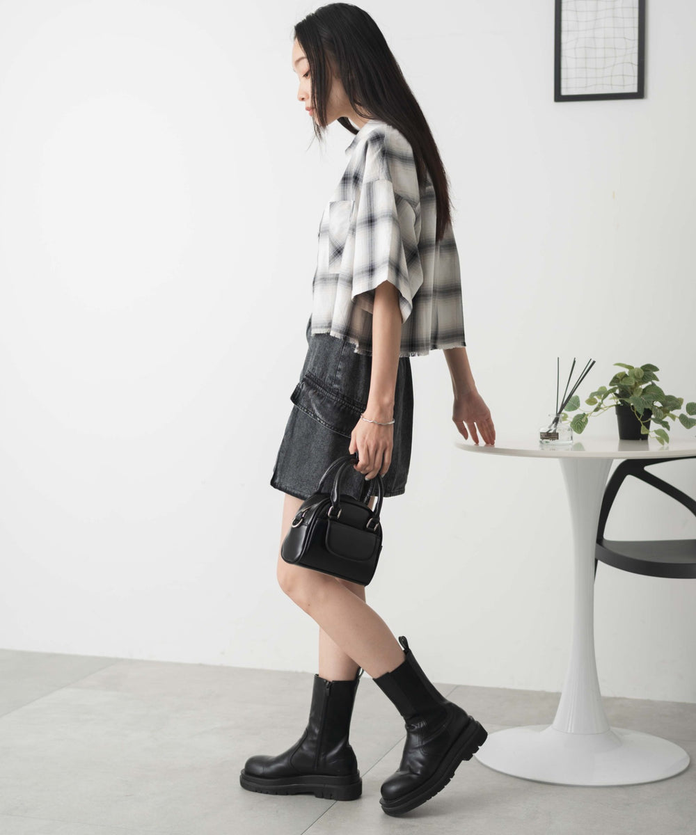 ホワイト系チェック1 モデル:161cm F着用