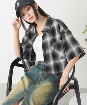 ブラック系チェック1 モデル:161cm F着用