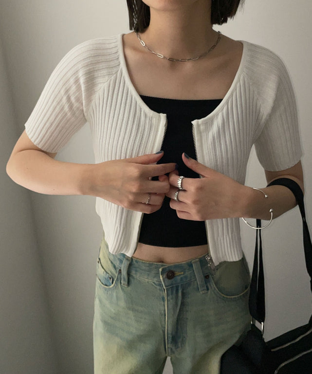 オフホワイト　モデル:155cm F着用