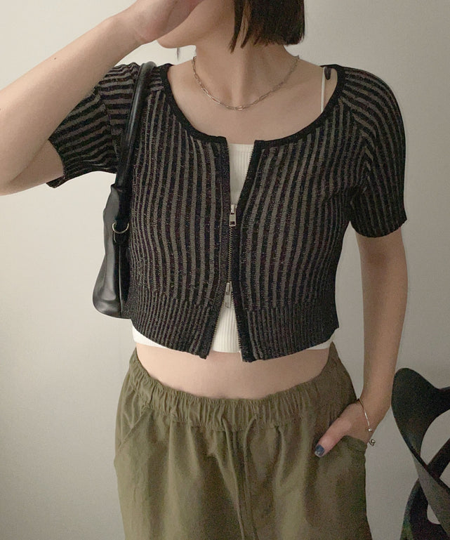 ブラック　モデル;155cm F着用