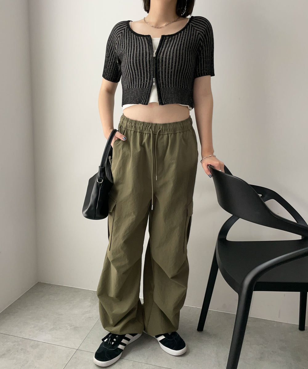 ブラック　モデル;155cm F着用