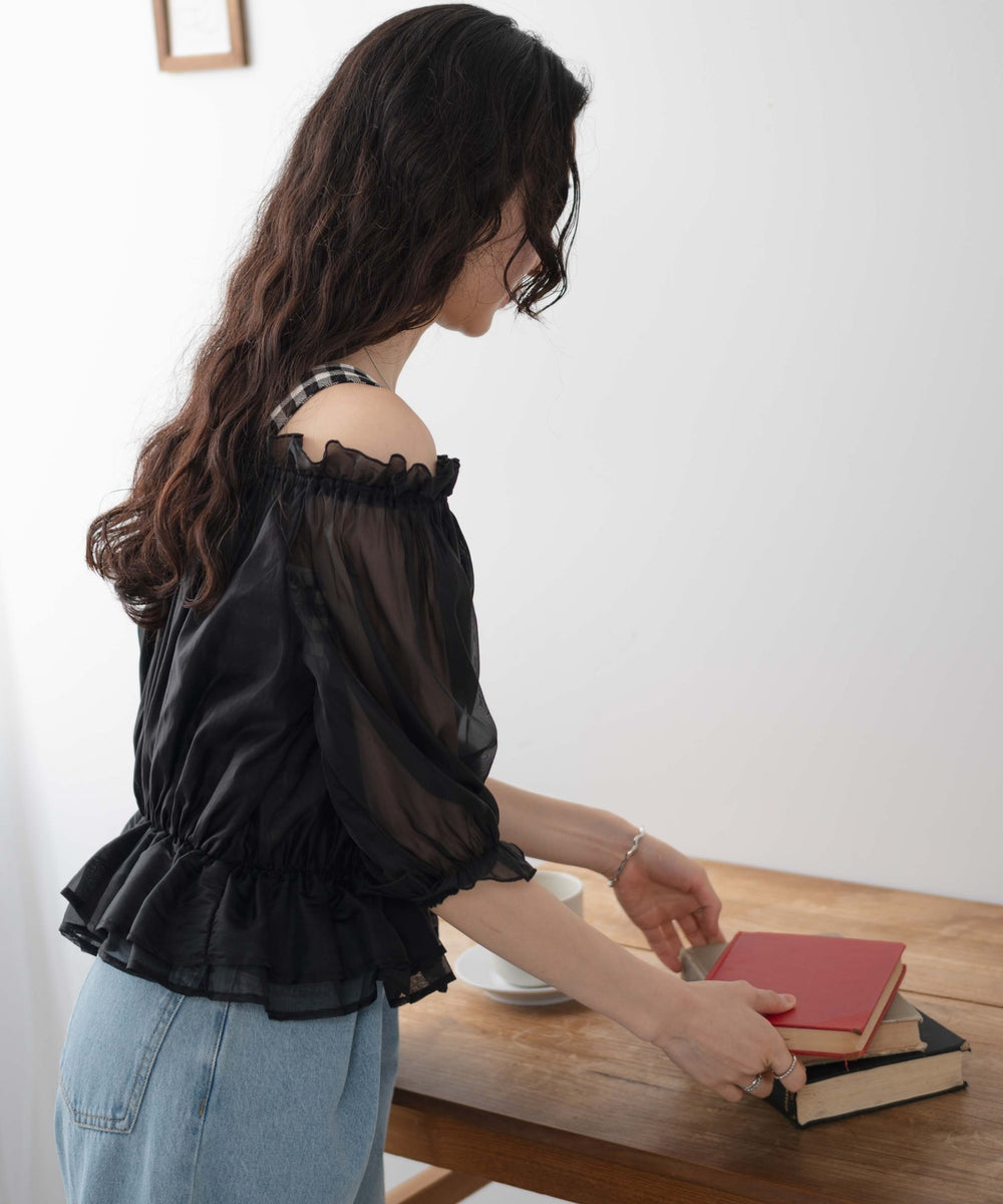 ブラック 　モデル:163cm F着用