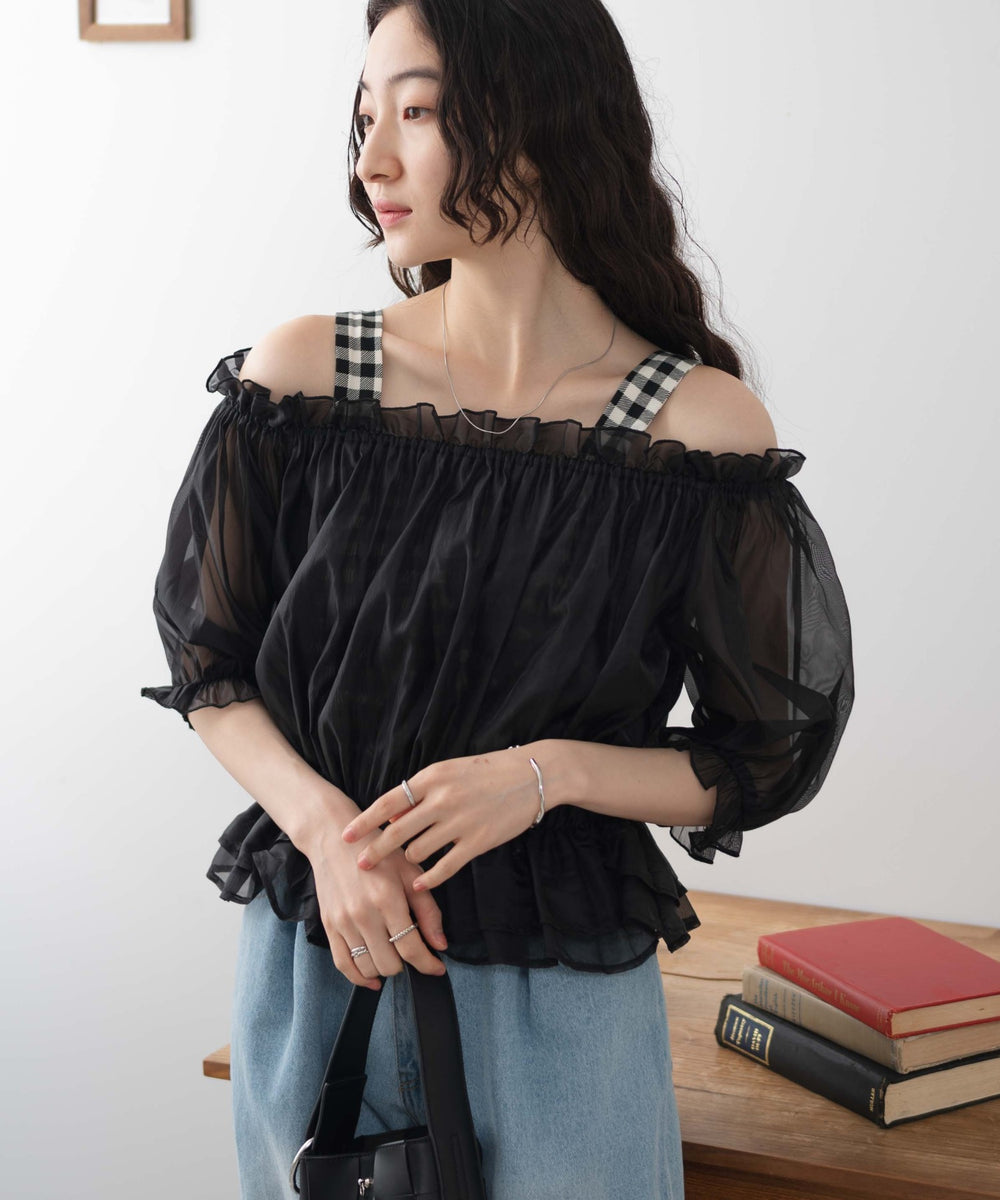 ブラック 　モデル:163cm F着用