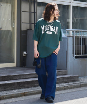 Dグリーン モデル：174㎝ L着用