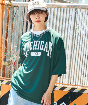 Dグリーン モデル：160cm L着用