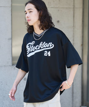 ブラック モデル：174㎝ L着用