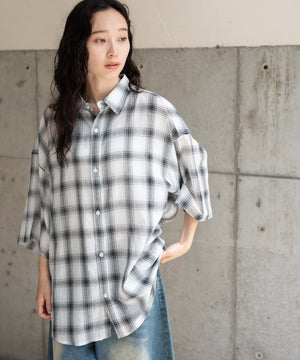 柄1 モデル：161cm L着用