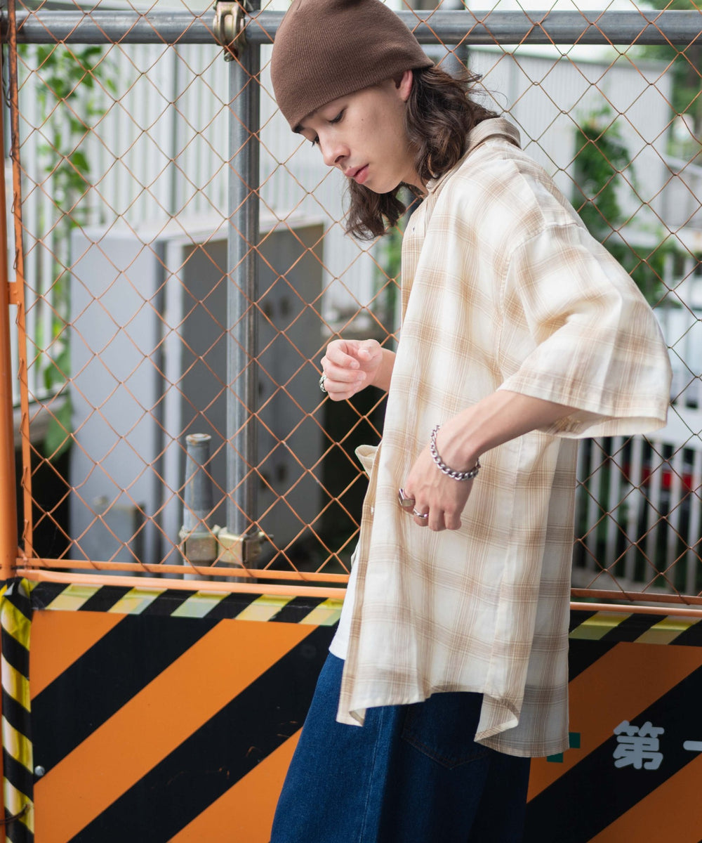 柄2 モデル：174cm L着用