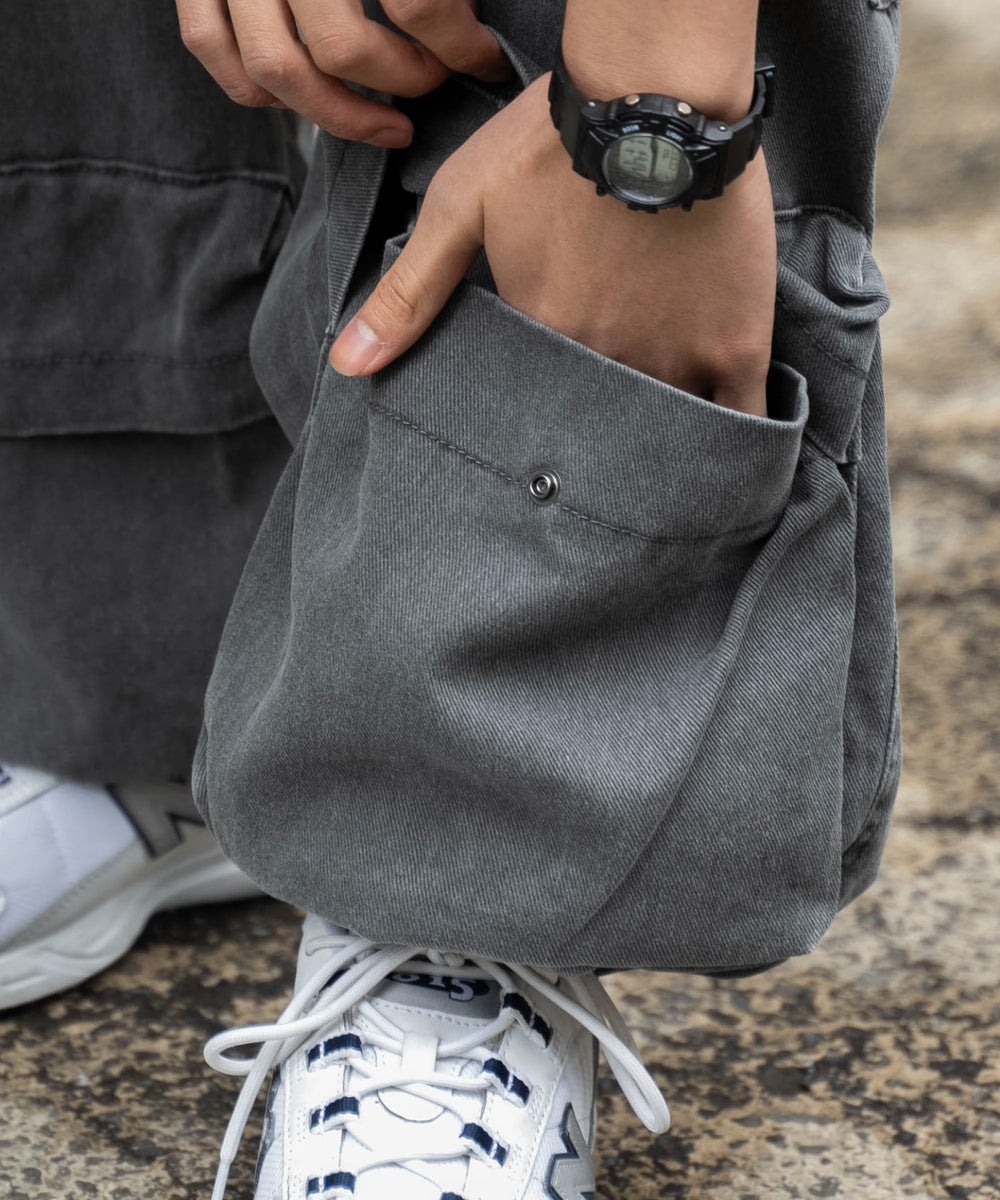 ブラウン モデル：174㎝ L着用