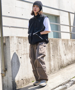 ブラウン モデル：174cm L着用