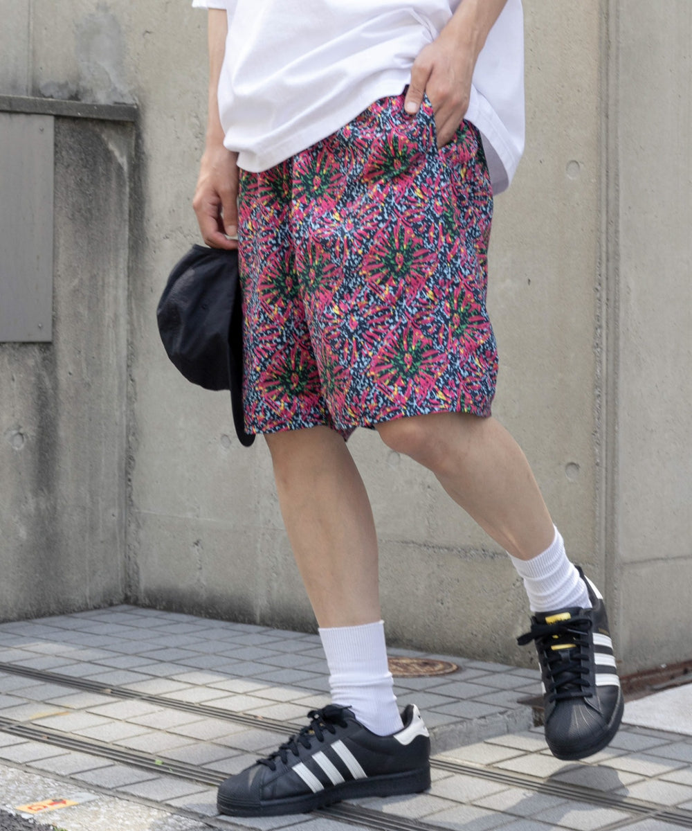 柄2 モデル：175cm L着用