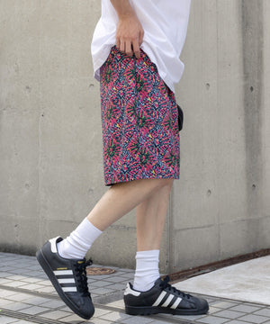 柄2 モデル：175cm L着用