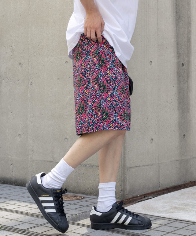 柄2 モデル：175cm L着用