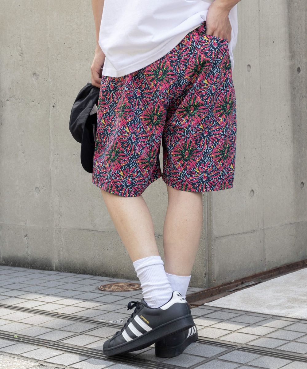 柄2 モデル：175cm L着用