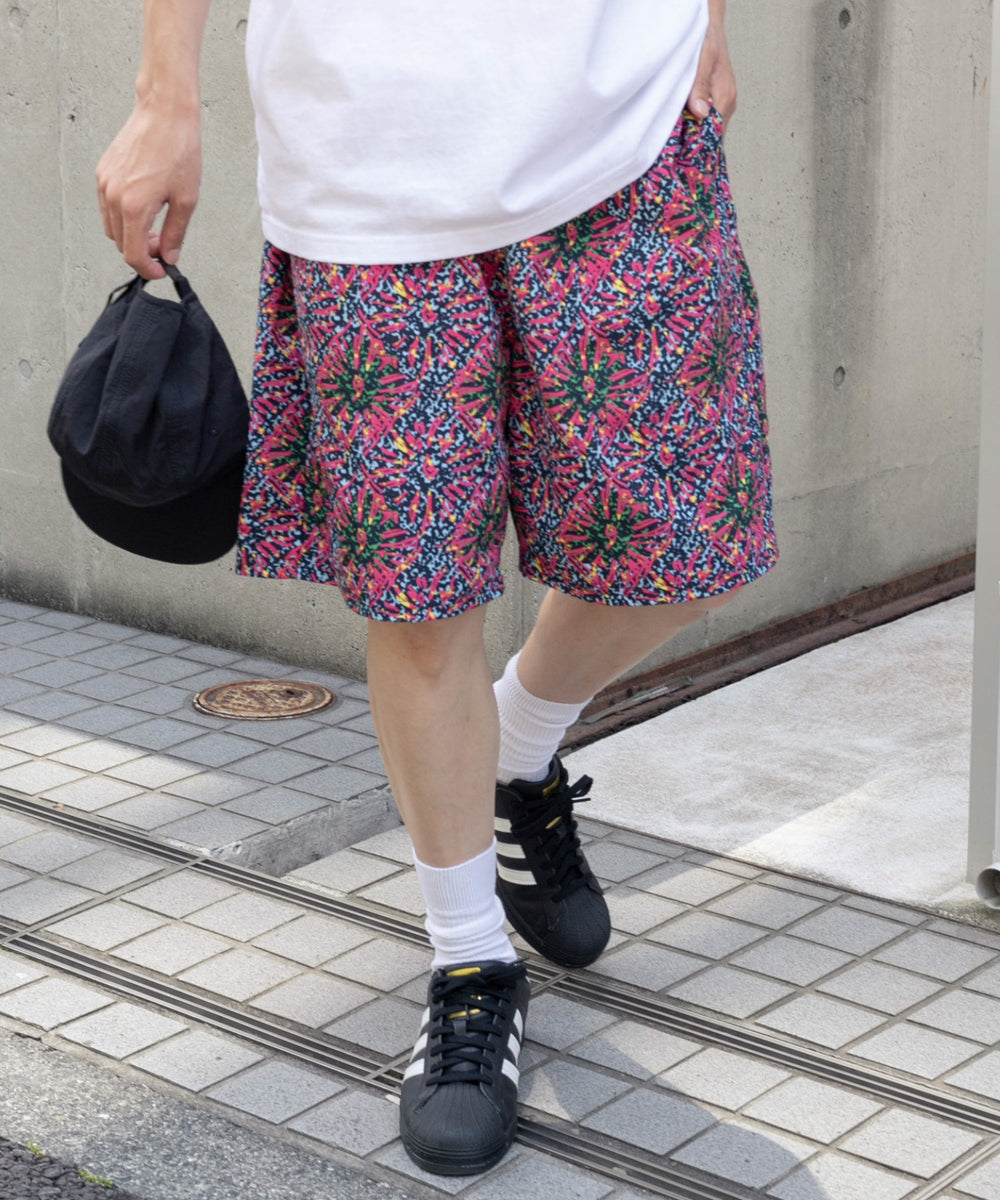 柄2 モデル：175cm L着用