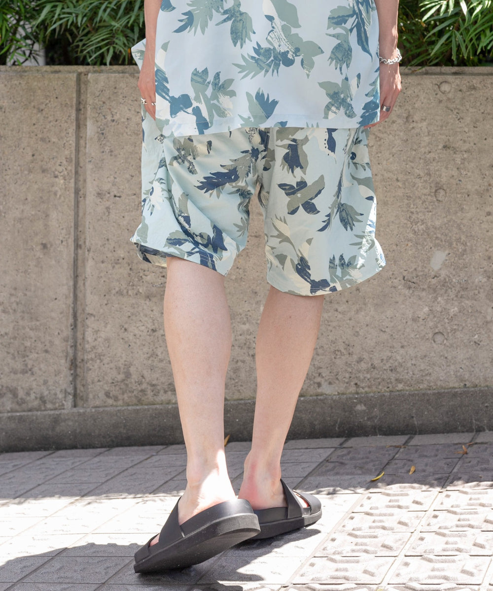 柄4 モデル：175cm L着用