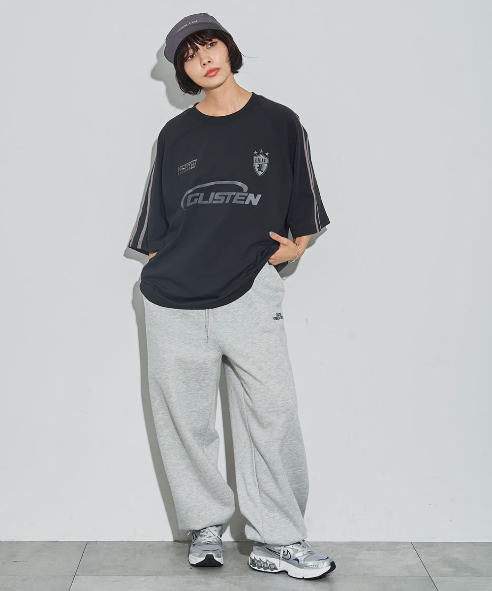 ブラック モデル：160cm L着用