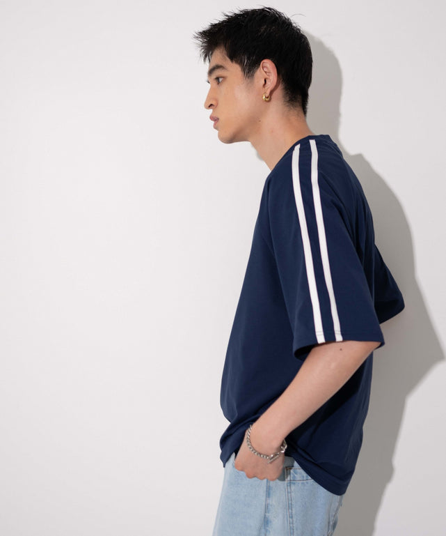 ネイビー モデル：180cm L着用