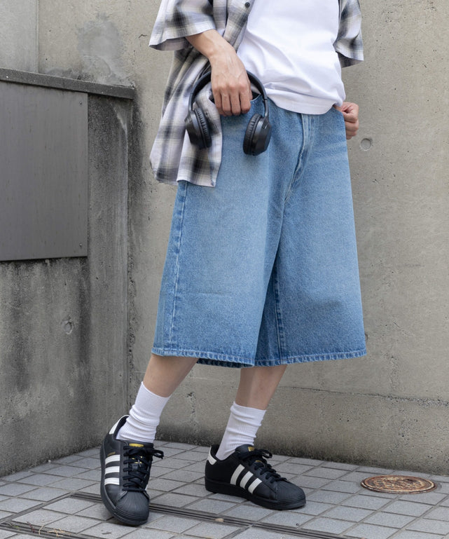 デニム淡色 モデル：175cm L着用