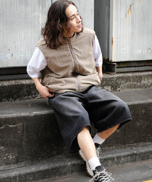 ブラック モデル：174cm L着用