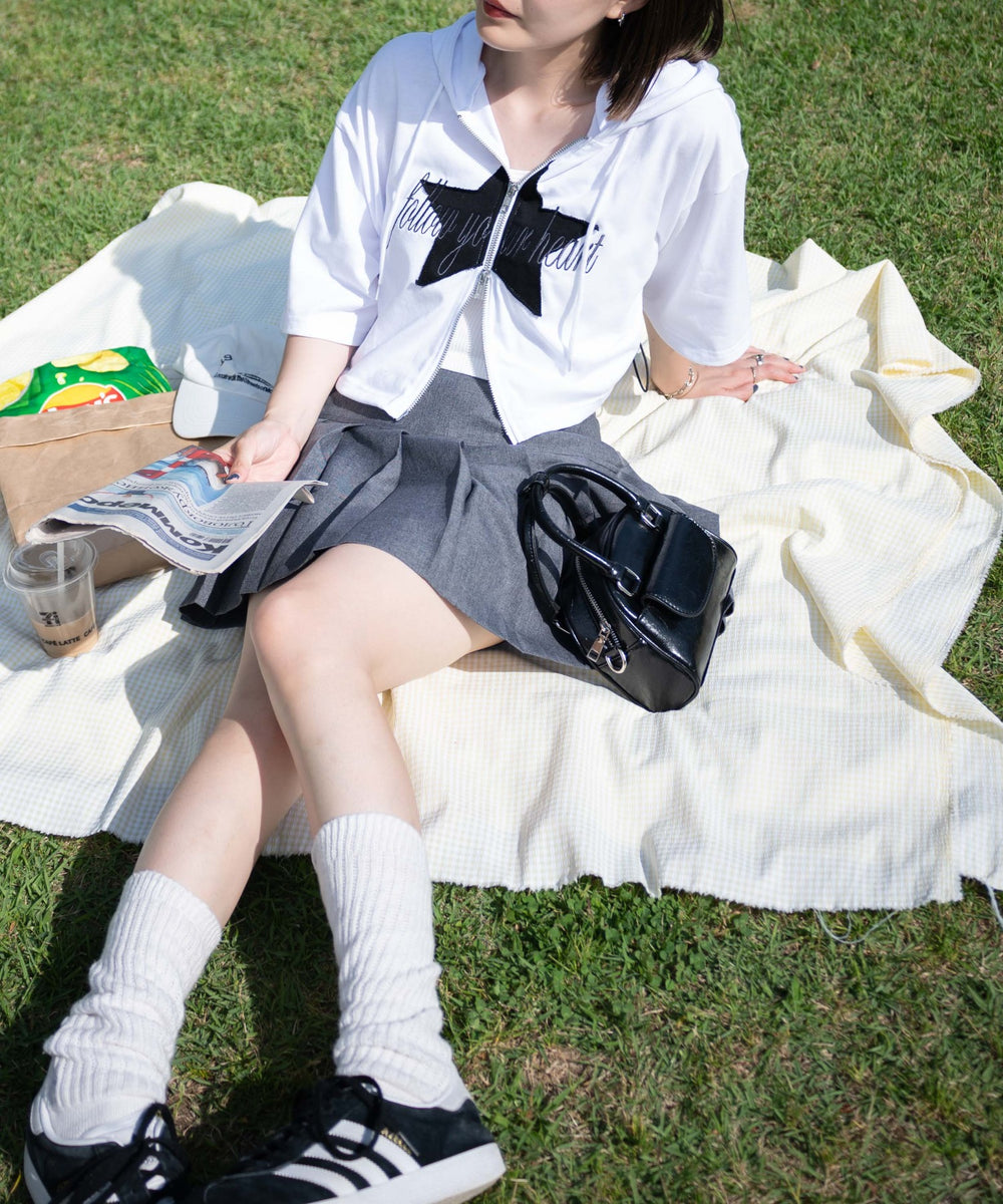 ホワイト　モデル:155cm F着用