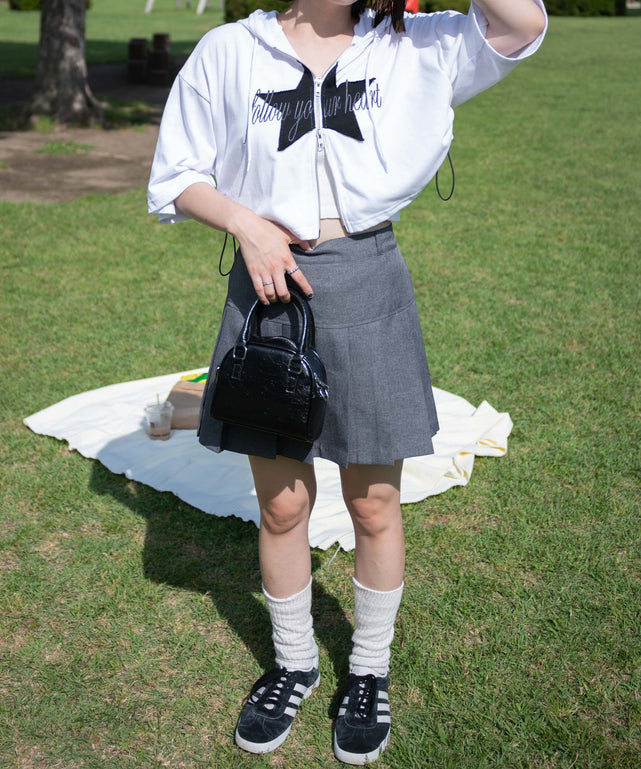 ホワイト　モデル:155cm F着用