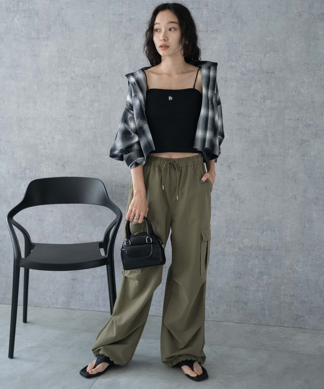 ブラック　モデル:161cm M着用