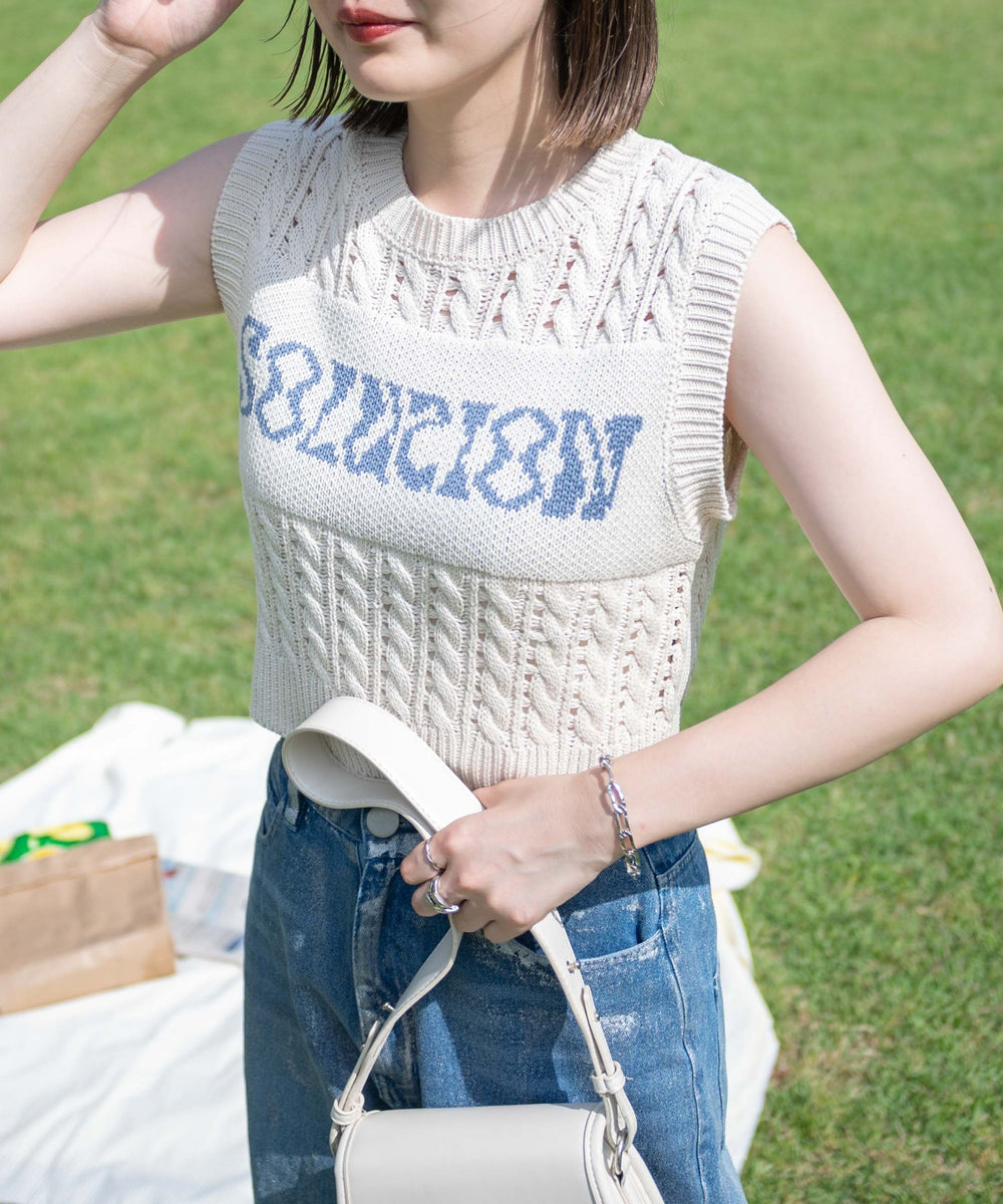 ホワイトアイボリー　モデル:155cm F着用