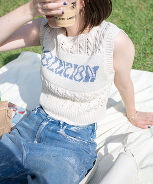 ホワイトアイボリー　モデル:155cm F着用