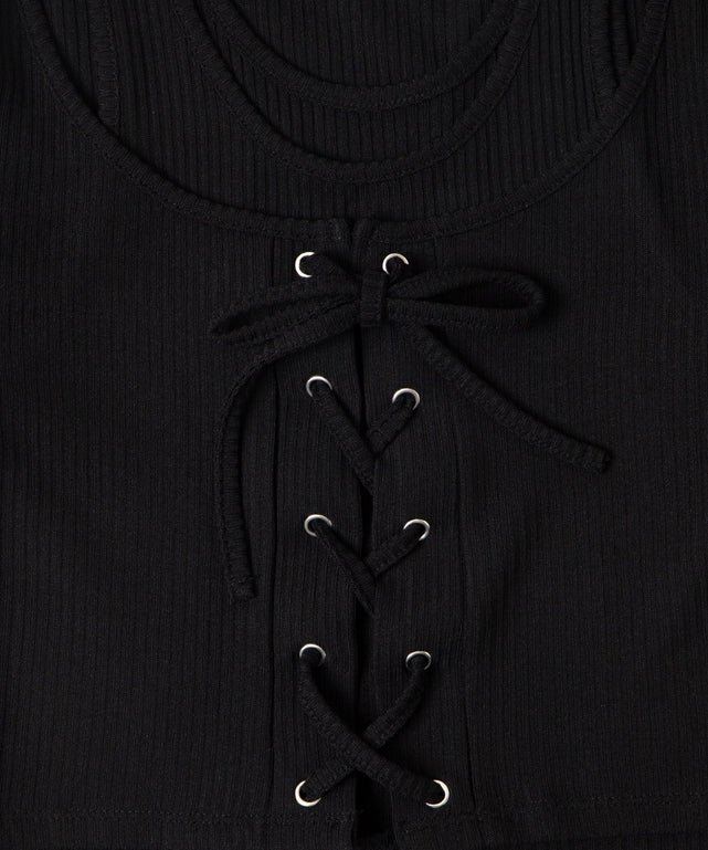 レイヤードレースアップトップス