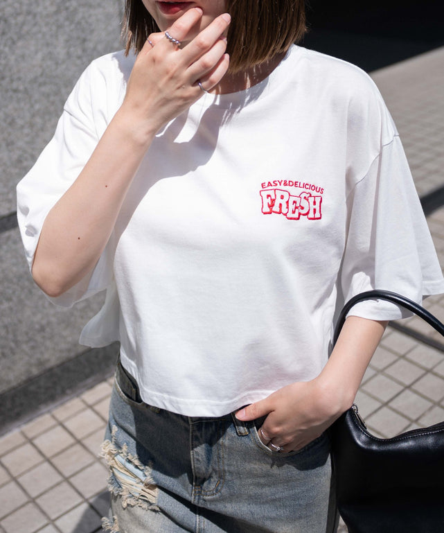 ホワイトその他 モデル:155cm F着用