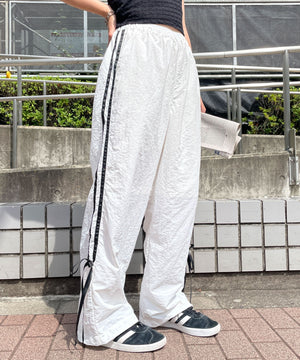 ホワイト 　モデル:155cm F着用