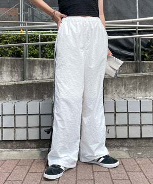 ホワイト 　モデル:155cm F着用