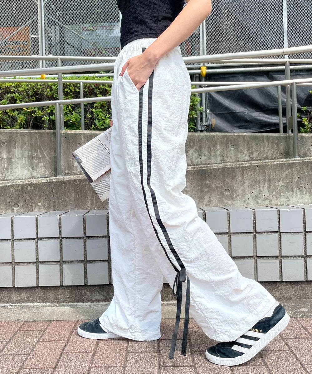 ホワイト 　モデル:155cm F着用