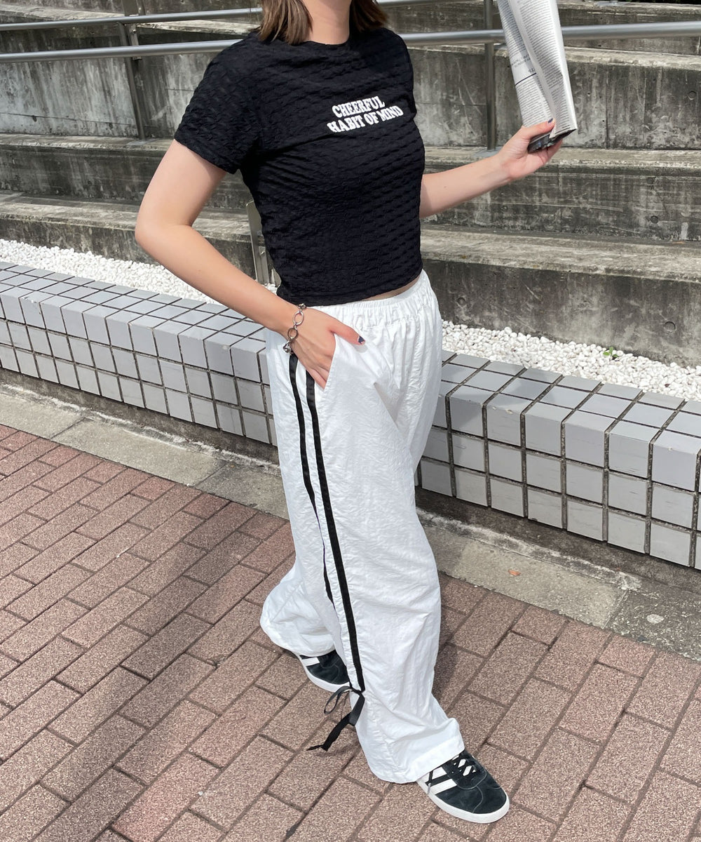 ホワイト 　モデル:155cm F着用